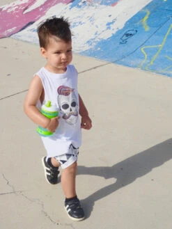 MLW By Design - Hipster Skull Muscle Tank | Various Colours - MLW By Design -Wandnobe Store image 9cae1221 2290 4e67 90cf 364fe894a4d2